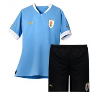 Camisa de time de futebol Uruguai Replicas 1º Equipamento Infantil Mundo 2022 Manga Curta (+ Calças curtas)